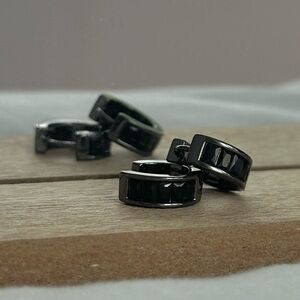 Kendra Scott Jack Huggie Earrings